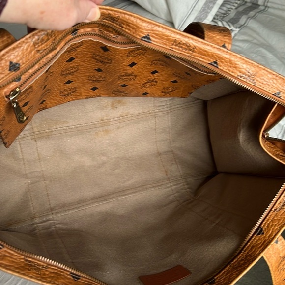 MCM Tote Bag - Picture 5 of 6